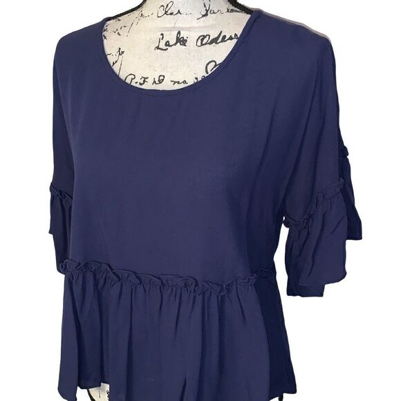 EVERLY navy rayon babydoll tiered blouse Small - Picture 3 of 9